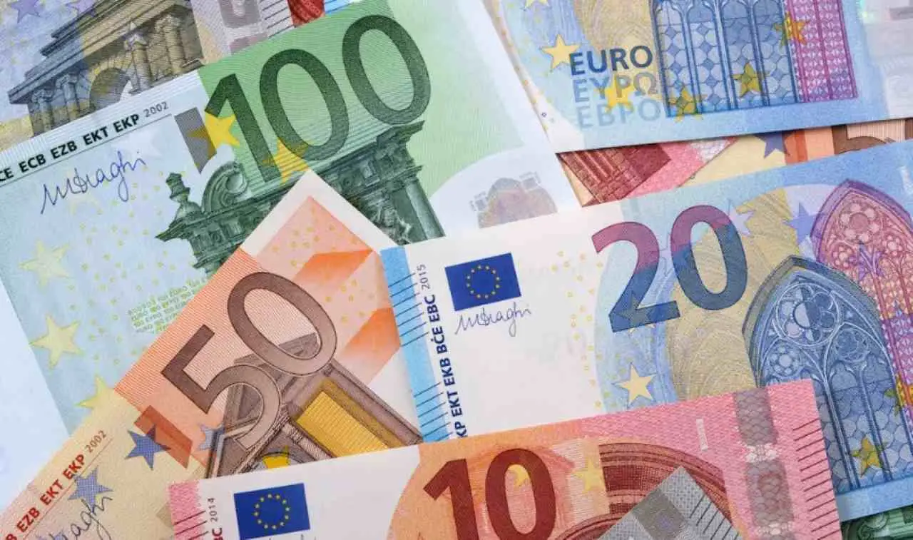 Il metodo definitivo per vivere felicemente con pochi soldi e godersi di più la vita