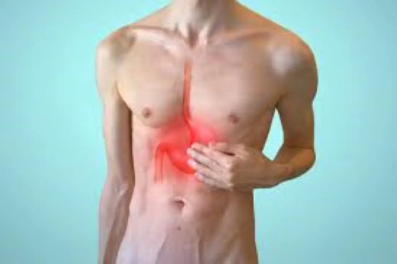 Hai il reflusso e noti cambiamenti nelle feci? Ecco cosa potrebbe indicare sulla tua salute